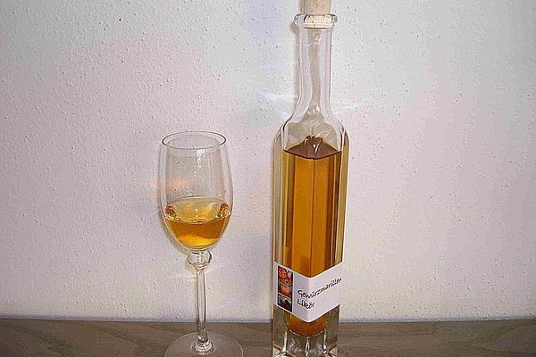 Spiced Apricot Liqueur