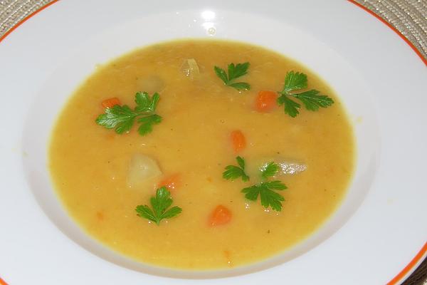 Spicy Carrot and Kohlrabi Soup with Ginger