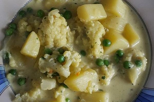 Spicy Cauliflower Curry
