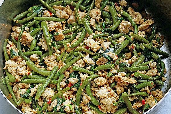 Spicy Chicken with Thai Basil