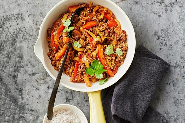 Spicy Minced Tomato Pan Thai Style