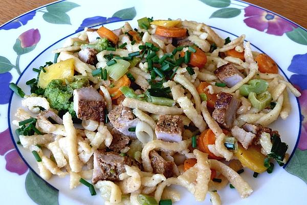 Spicy Noodle and Meat Pan