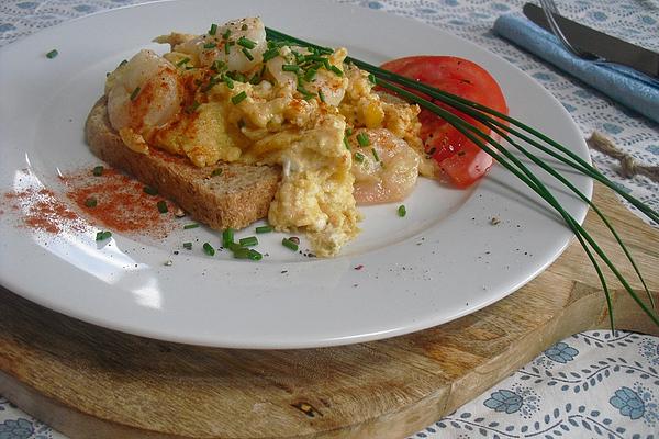 Spirred Egg with Crabs