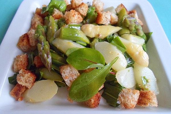 Spring Salad with White and Green Asparagus
