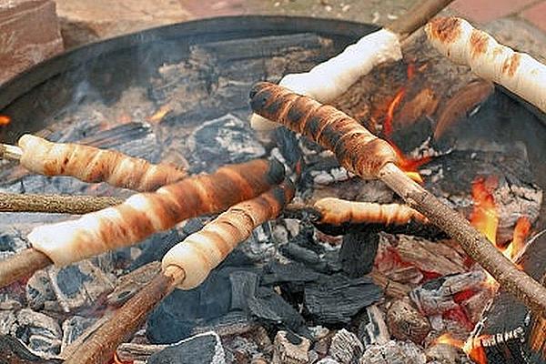 Stick Bread, Bread on Stick with Thyme
