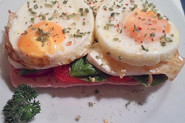 Strammer Max in Caprese Style