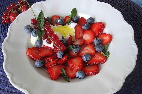 Strawberry and Blueberry Salad