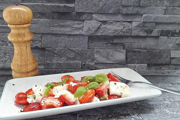 Strawberry and Mozzarella Salad