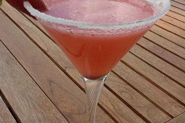 Strawberry and Raspberry Aperitif
