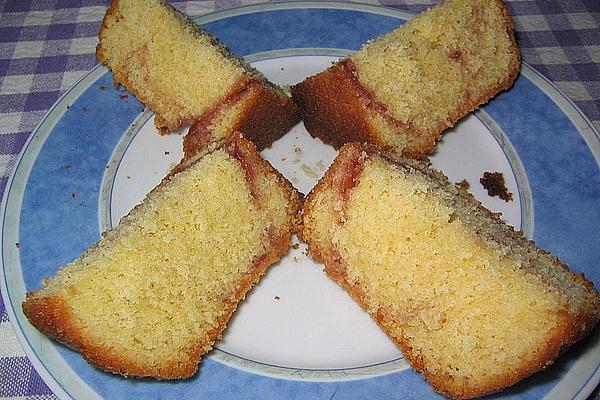 Strawberry Cake from Glass