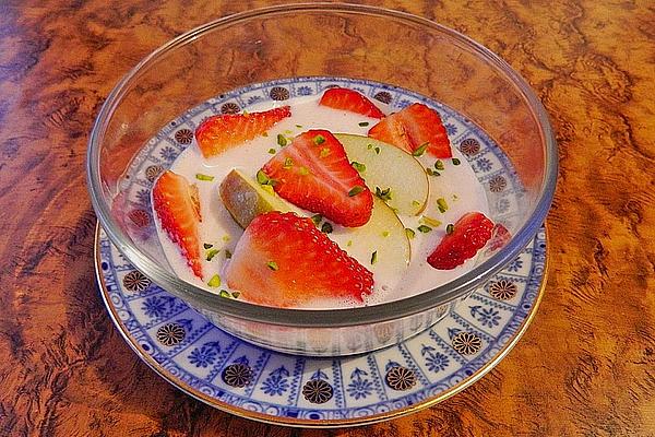 Strawberry Salad with Apples and Cinnamon-honey Kefir