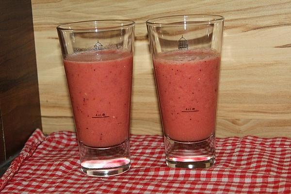 Strawberry Shake with Orange Juice