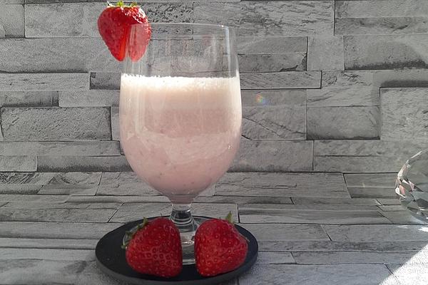 Strawberry Vanilla Shake