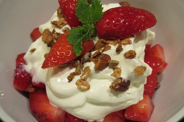 Strawberry Yogurt with Granola