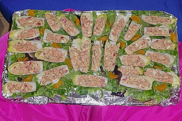 Stuffed Chicory Leaves