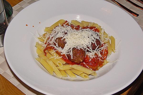 Stuffed Polpetti with Maccheroncini