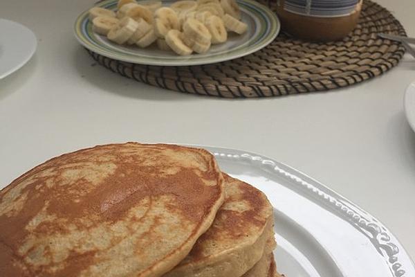 Super Juicy Banana Pancakes