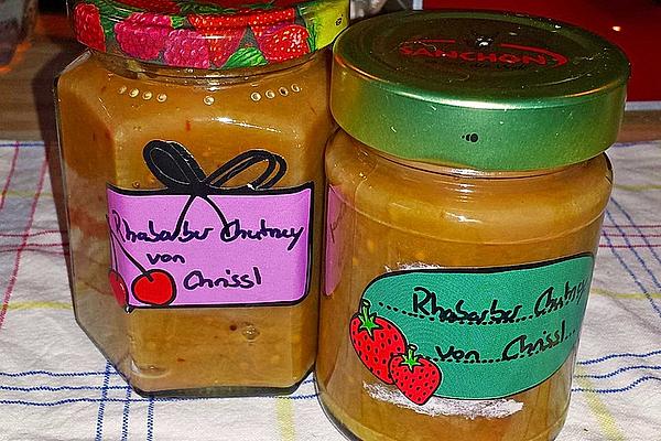 Sweet and Hot Rhubarb Chutney