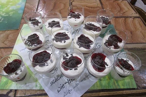 Sweet – Fruity Quark – Mascarpone Layered Dish