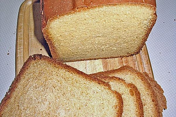 Sweet Portuguese Easter Bread