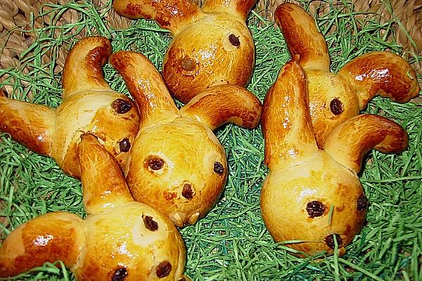 Sweet Yeast Dough Rolls