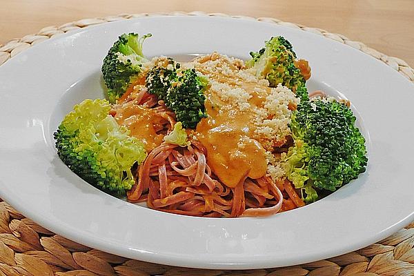 Tagliatelle in Bacon – Cream – Sauce