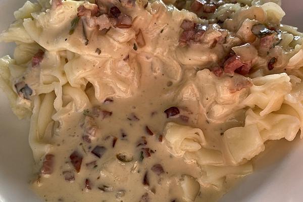 Tagliatelle in Cream Sauce