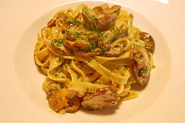 Tagliatelle in Mushroom, Wild Garlic and Parmesan Sauce