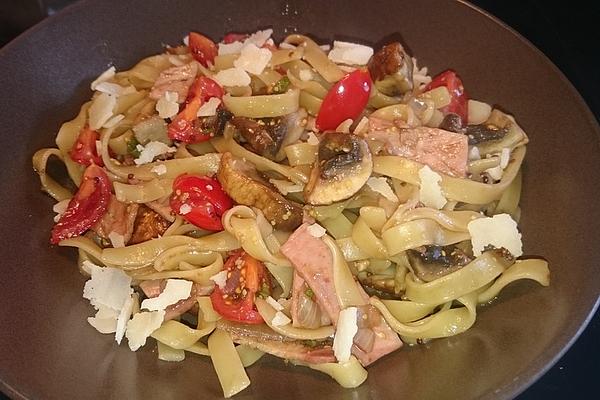 Tagliatelle with Brown Mushrooms and Tomato Vinaigrette