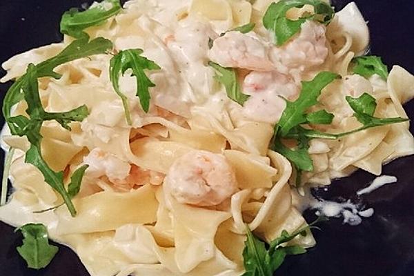 Tagliatelle with Lemon Sauce and Prawns
