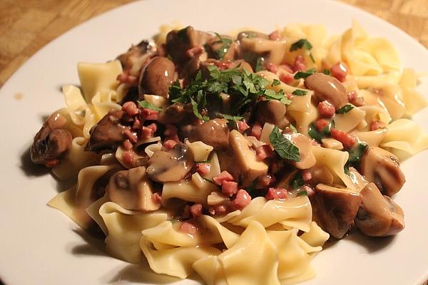 Tagliatelle with Mushroom Sauce