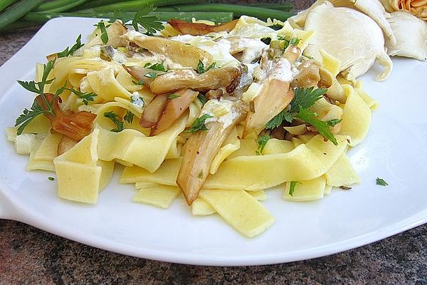 Tagliatelle with Oyster Mushroom Sauce