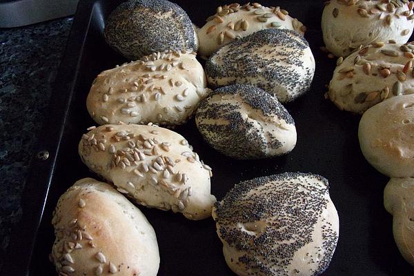 Telto Rolls with Wheat Sourdough