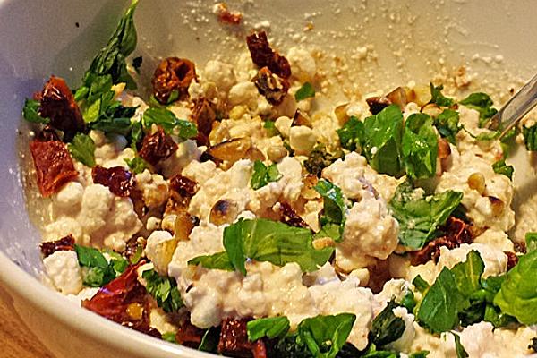 Tomato and Pine Spread