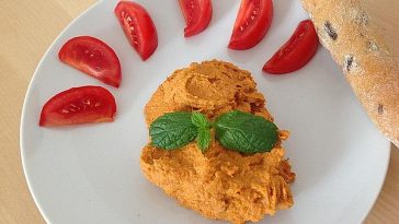 Tomato Hummus