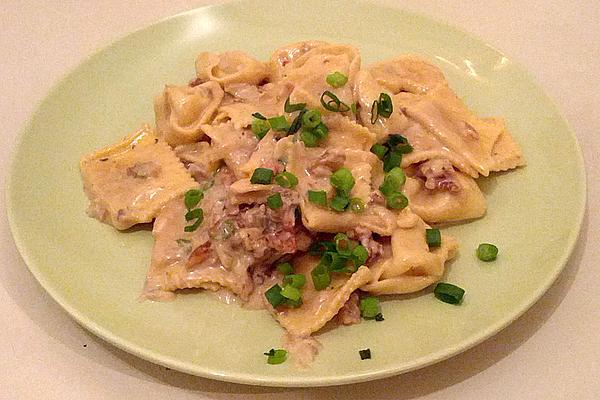 Tortellini in Cheese – Walnut Sauce