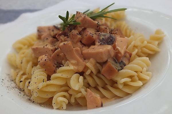 Tortellini in Sausage – Cream – Sauce