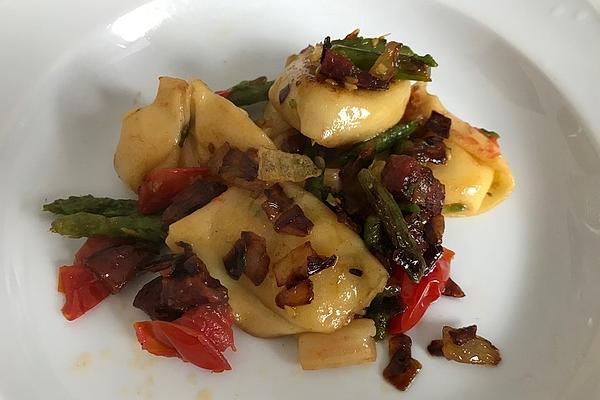 Tortellini Pan with Asparagus and Salami