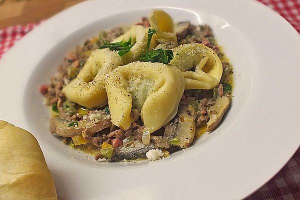 Tortellini with Colorful Minced Meat Sauce