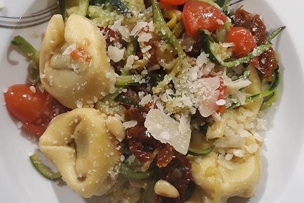Tortellini Zoodle Pan