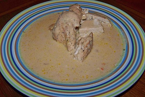 Turkey and Apple Roast with Sauce To Put on