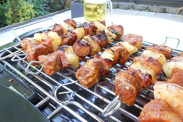 Turkey Skewers with Pineapple