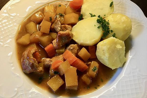 Turnip Pork Goulash