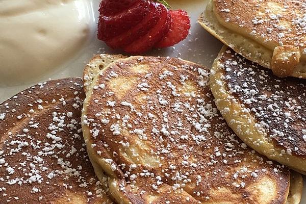 Ukrainian Yogurt Pancakes