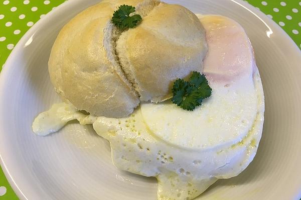 Upside-down Fried Egg in Bun