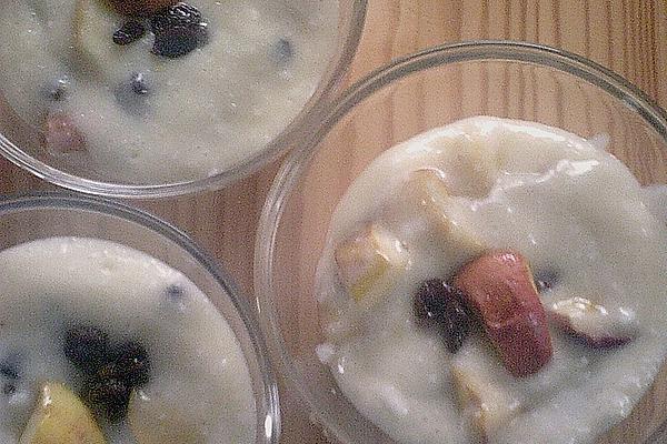 Vanilla Apple Pudding with Raisins