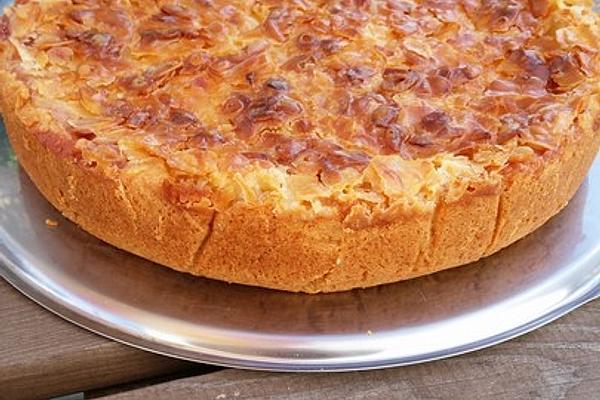 Vanilla – Cherry Cake
