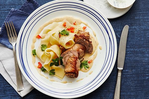 Veal Rolls in Lemon Cream