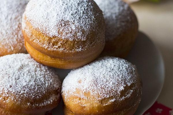 Vegan Donuts or Donuts