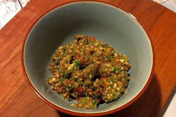 Vegan Pesto with Dried Tomatoes